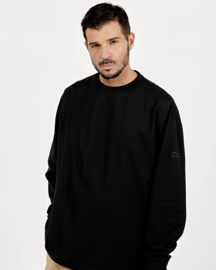 デイリースタイルロングTシャツ（肩ロゴ）