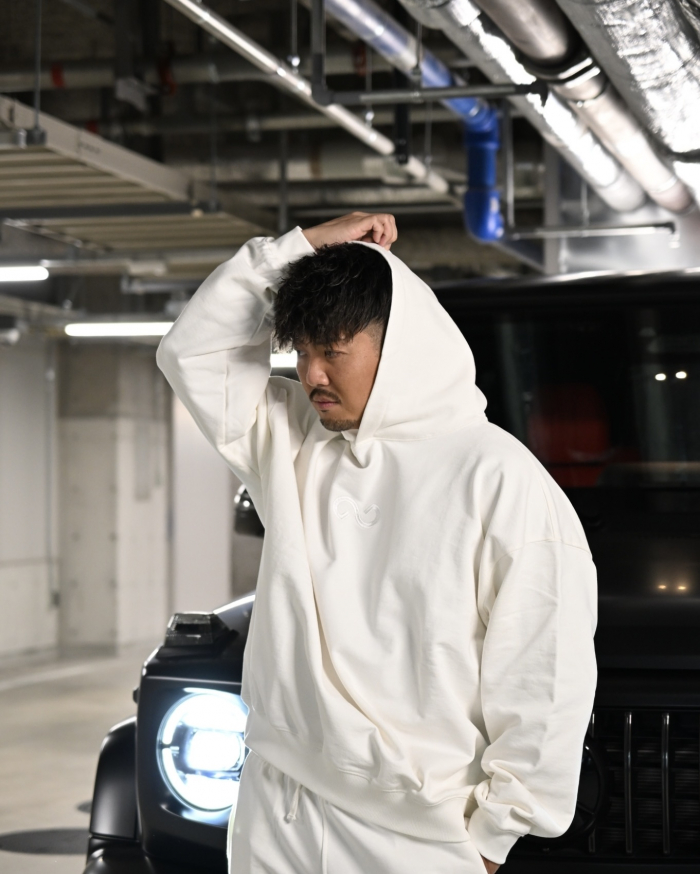 オーバースタイルパーカー