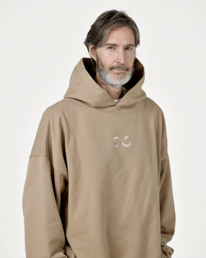 オーバースタイルパーカー