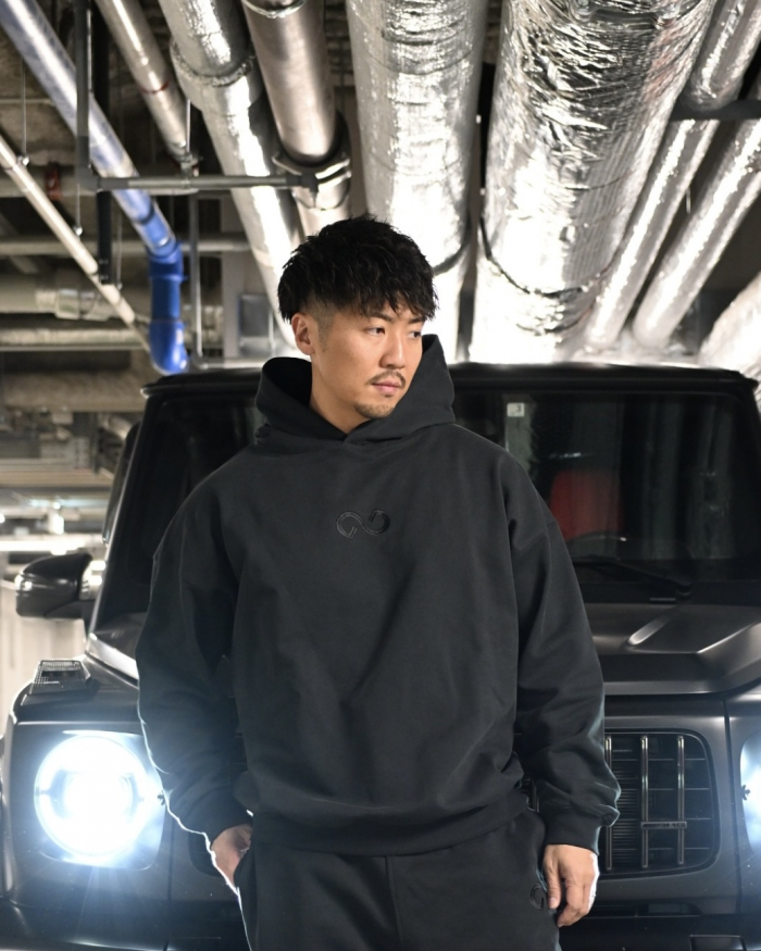 オーバースタイルパーカー