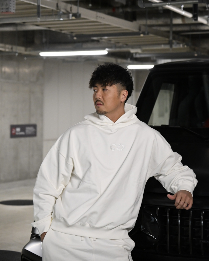 オーバースタイルパーカー