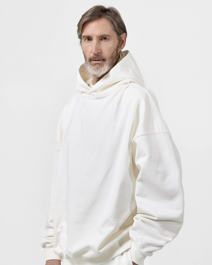 オーバースタイルパーカー