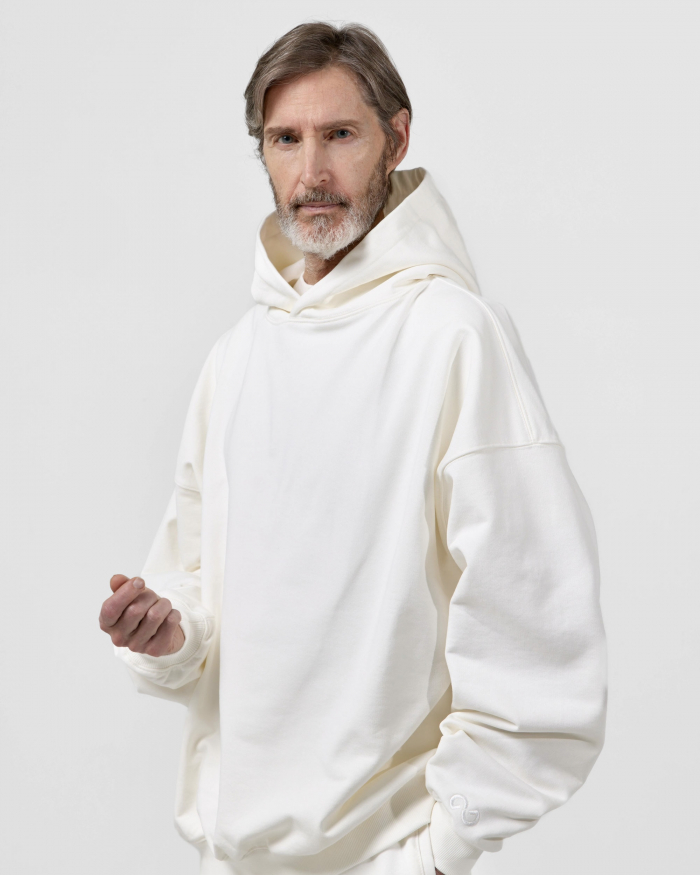 オーバースタイルパーカー