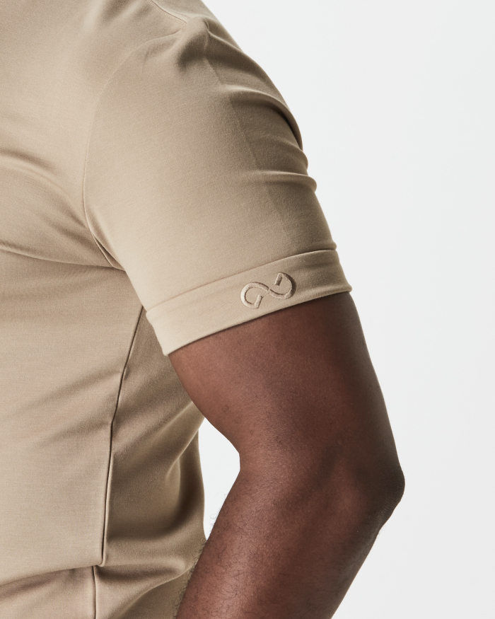 クラシックフィットTシャツ