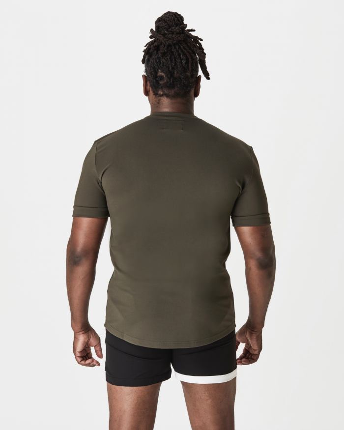 クラシックフィットTシャツ