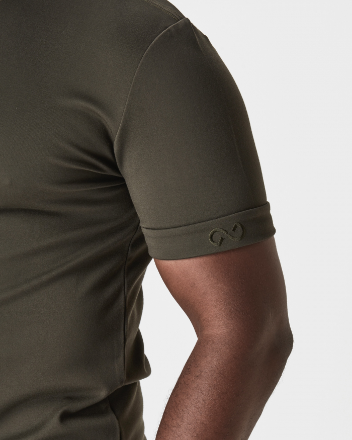 クラシックフィットTシャツ