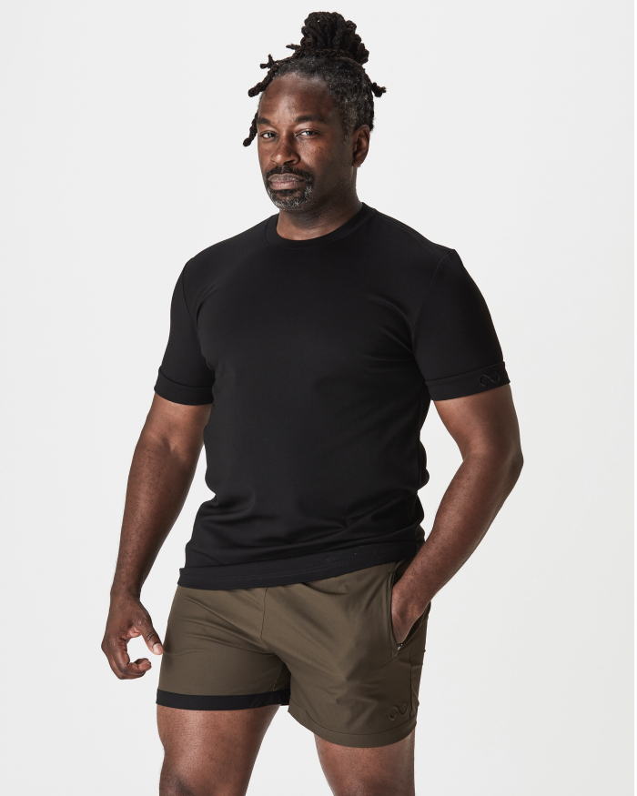 クラシックフィットTシャツ