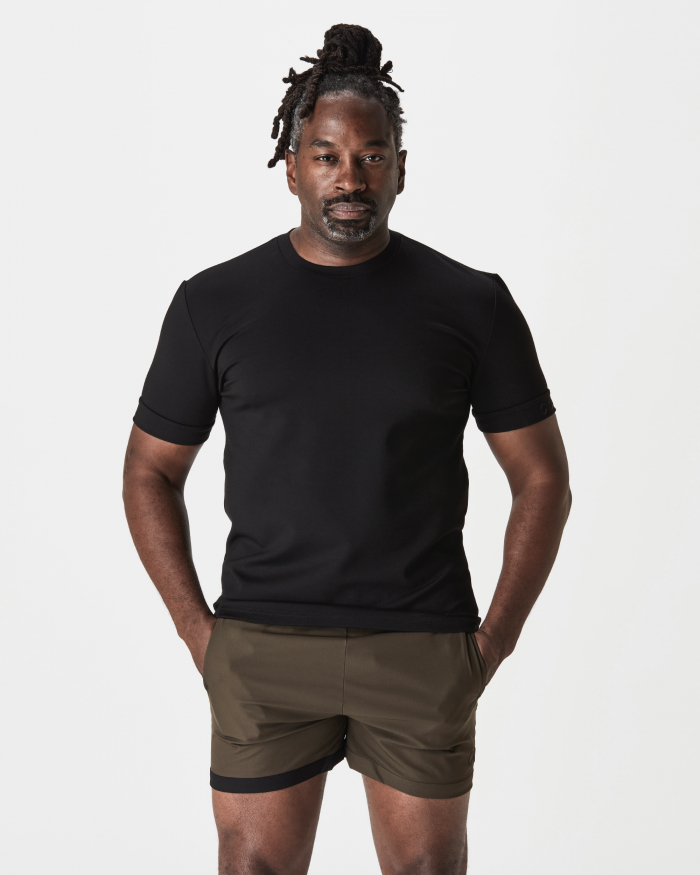 クラシックフィットTシャツ