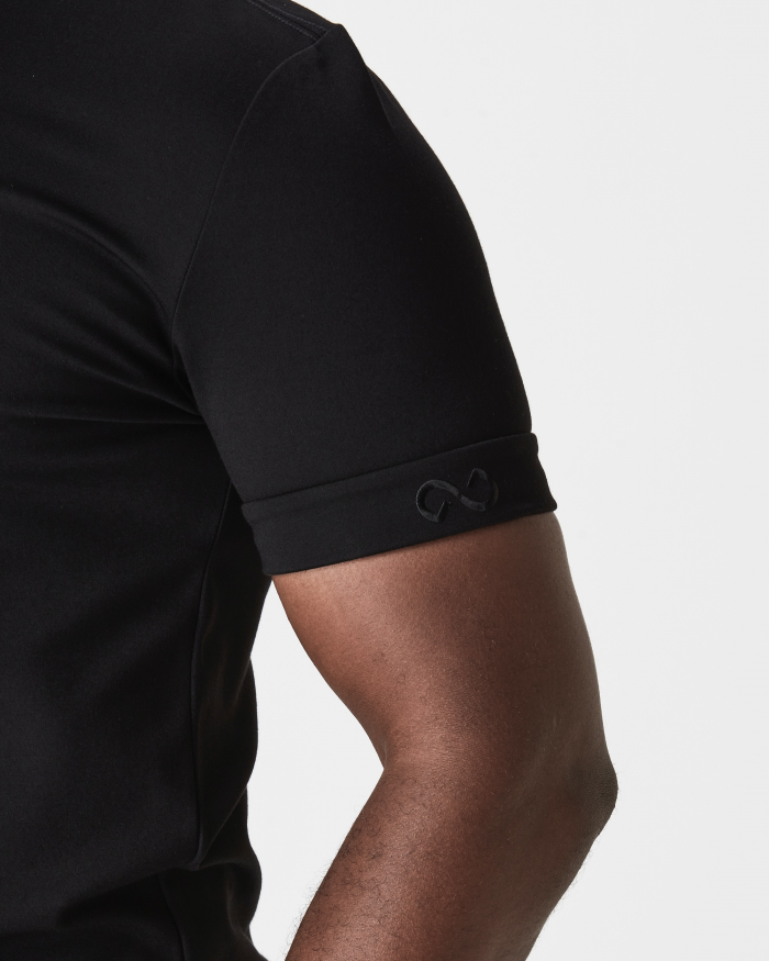 クラシックフィットTシャツ