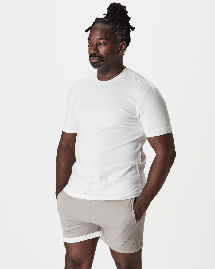 クラシックフィットTシャツ