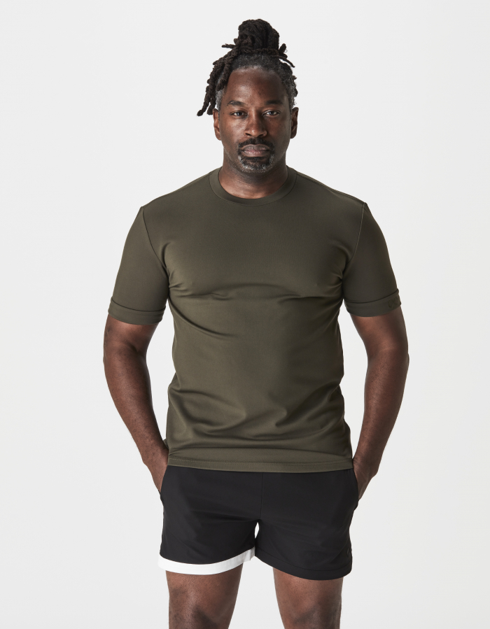 クラシックフィットTシャツ